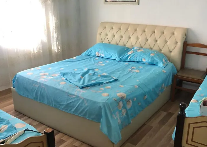 Priam * Golem (Tirana)